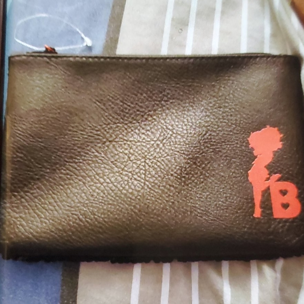 Pouch